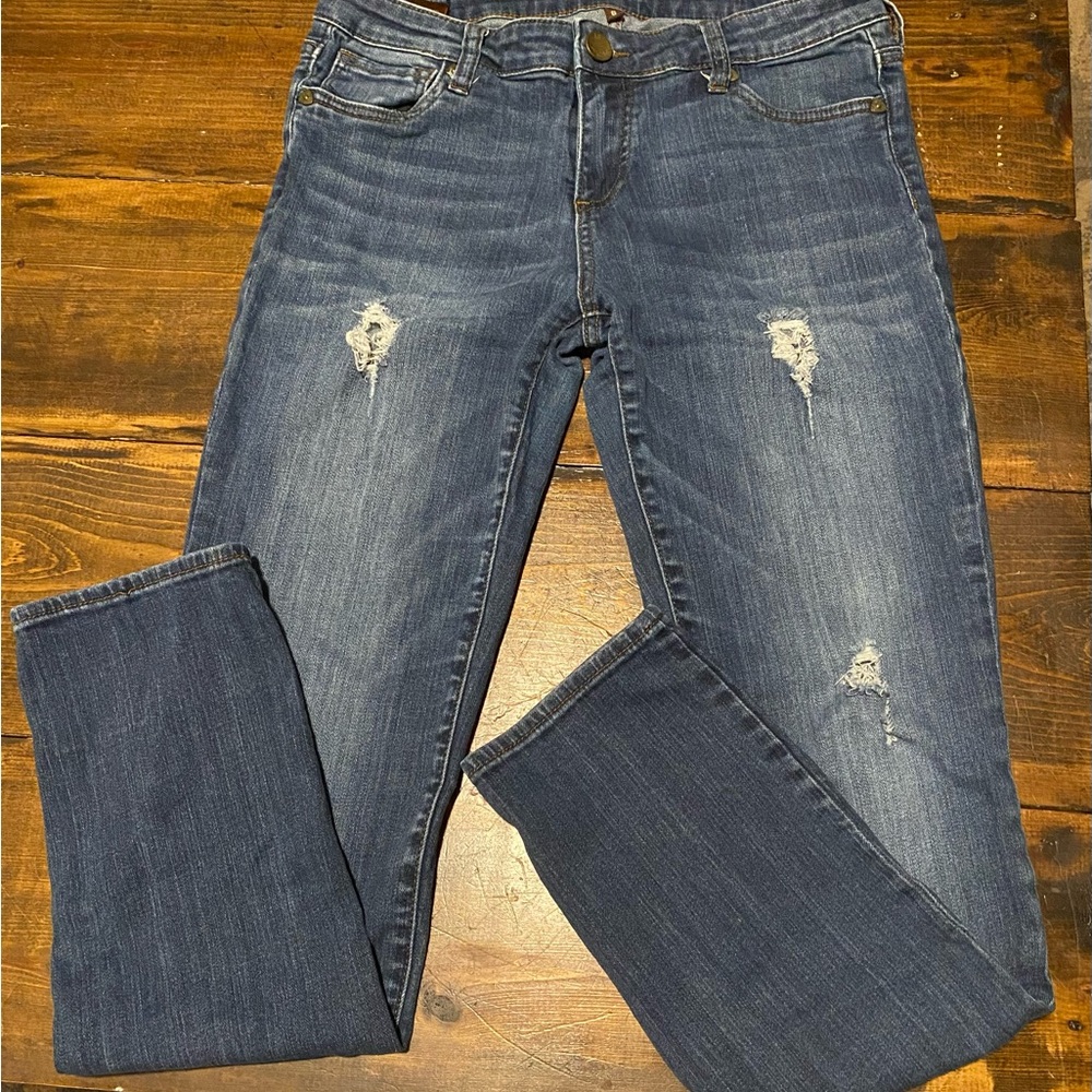 Kut from the Kloth Catherine Boyfriend Distressed Jeans Medium Wash Size 6